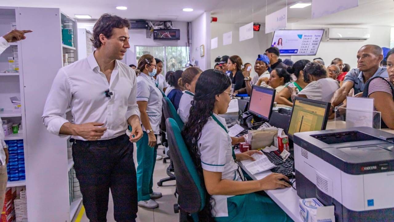 Medicamentos guardados y pacientes esperando: lo que reveló el Plan 100 de Supersalud Medicamentos guardados y pacientes esperando: lo que reveló el Plan 100 de Supersalud