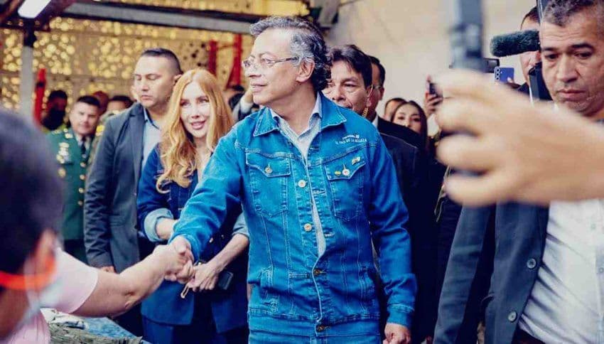 Aranceles inteligentes del Gobierno Petro: así buscan proteger la industria nacional de acero, plástico, metal y textil de las importaciones Aranceles inteligentes del Gobierno Petro: así buscan proteger la industria nacional de acero, plástico, metal y textil de las importaciones