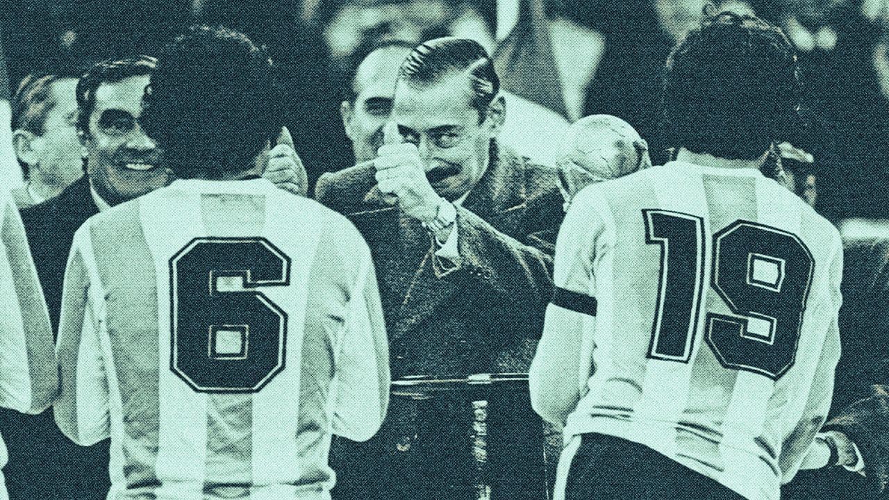 Mitos y verdades del Mundial del 78 que se jugó bajo la dictadura de Jorge Rafael Videla: entrevista con Felipe Pigna Mitos y verdades del Mundial del 78 que se jugó bajo la dictadura de Jorge Rafael Videla: entrevista con Felipe Pigna