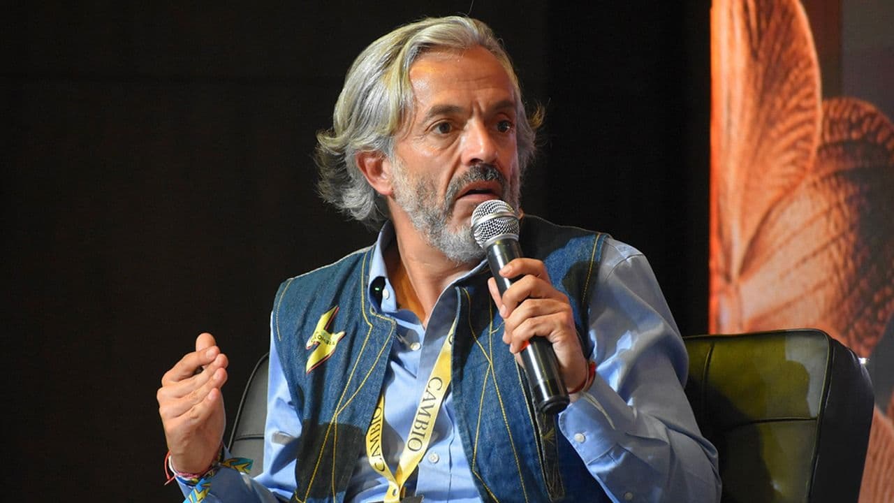 “Petro y su gobierno se encargaron de convertir la política en algo insoportable”: Juan Daniel Oviedo “Petro y su gobierno se encargaron de convertir la política en algo insoportable”: Juan Daniel Oviedo