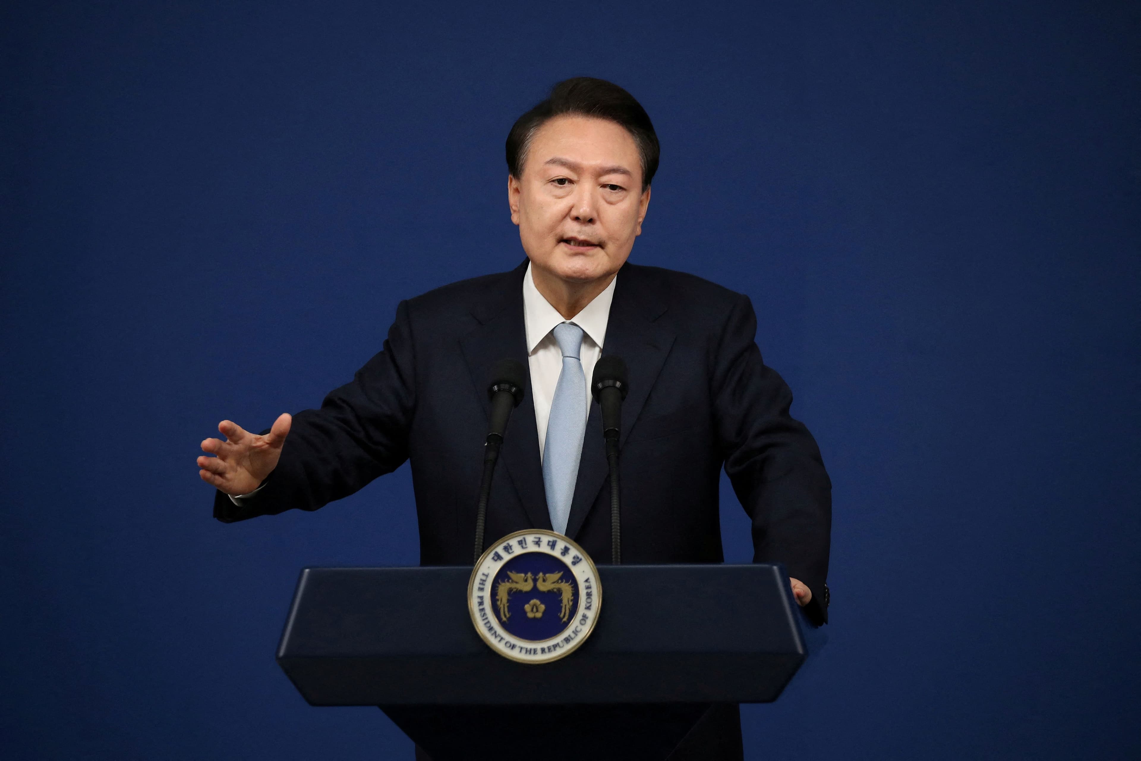 photologuephotos2024-122024-12-03t134439z_663545114_rc2lp9aeo6kv_rtrmadp_3_southkorea-politicsjpg photologuephotos2024-122024-12-03t134439z_663545114_rc2lp9aeo6kv_rtrmadp_3_southkorea-politicsjpg