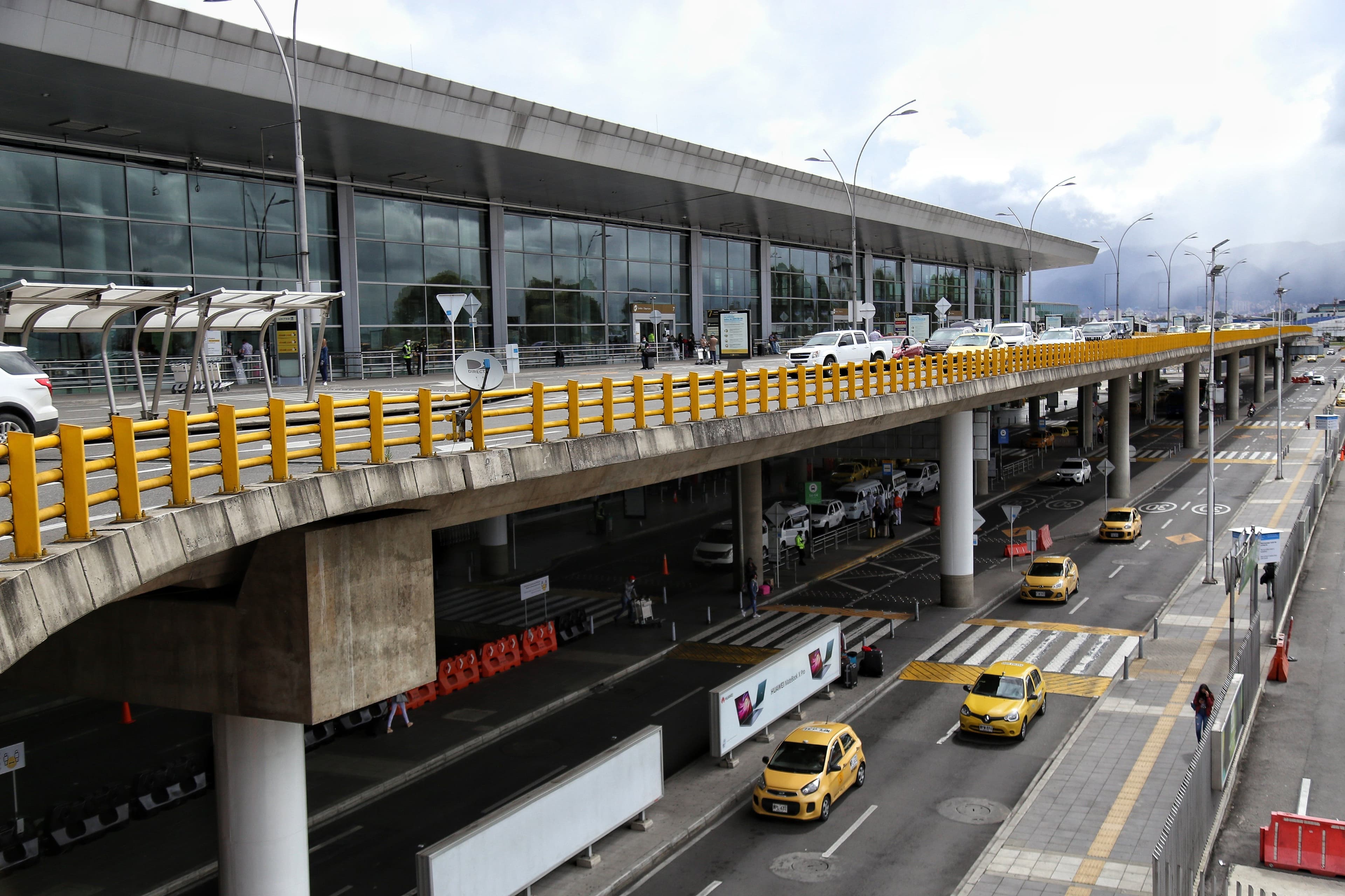 Aeropuerto Internacional El Dorado Aeropuerto Internacional El Dorado