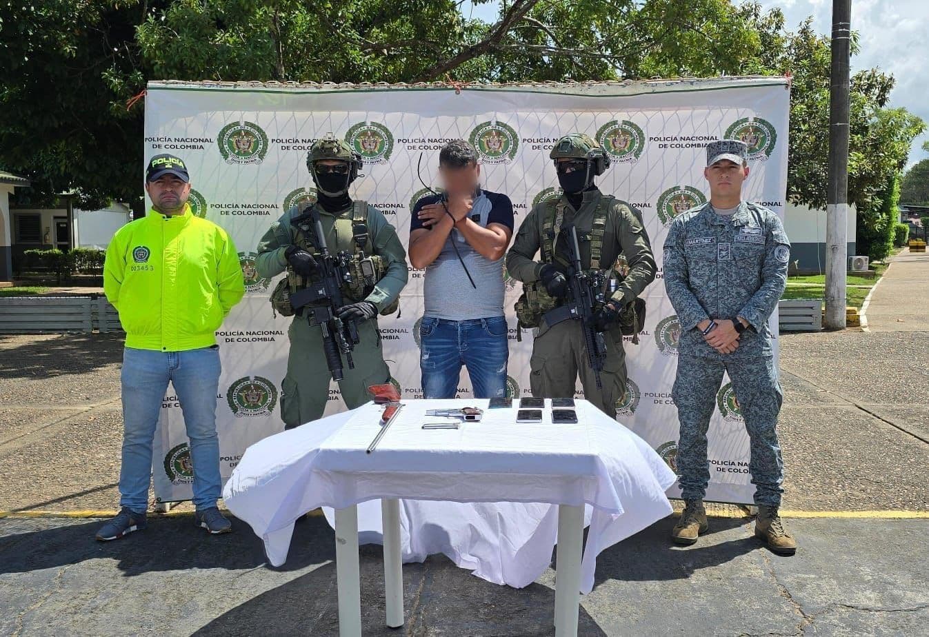 Policia 1212 Policia 1212
