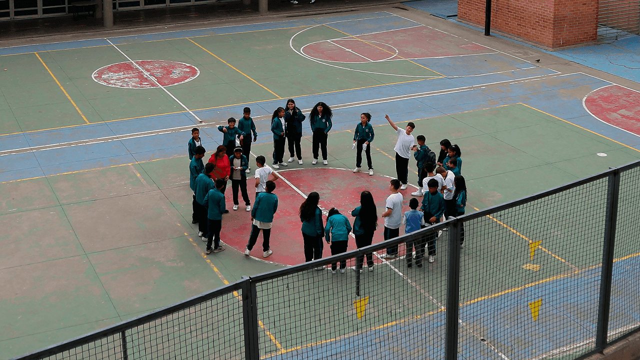 Estudiantes de colegio imagen Estudiantes de colegio imagen