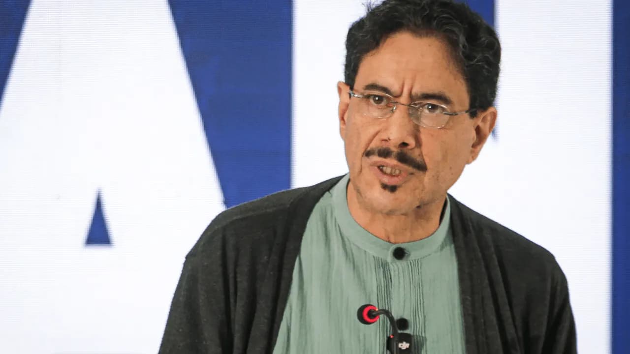 Iván Cepeda se equivocó. Por Luis Carlos Jacobsen Iván Cepeda se equivocó. Por Luis Carlos Jacobsen
