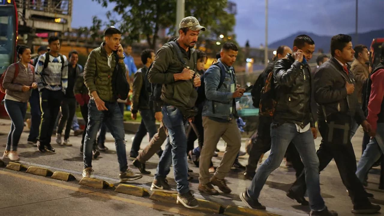 ¿Cómo están cambiando las preocupación de la sociedad sobre la seguridad en Colombia? ¿Cómo están cambiando las preocupación de la sociedad sobre la seguridad en Colombia?