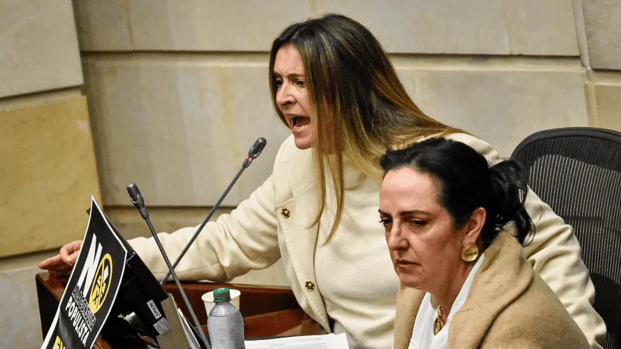 Cabal da la última estocada a Paloma Valencia Cabal da la última estocada a Paloma Valencia