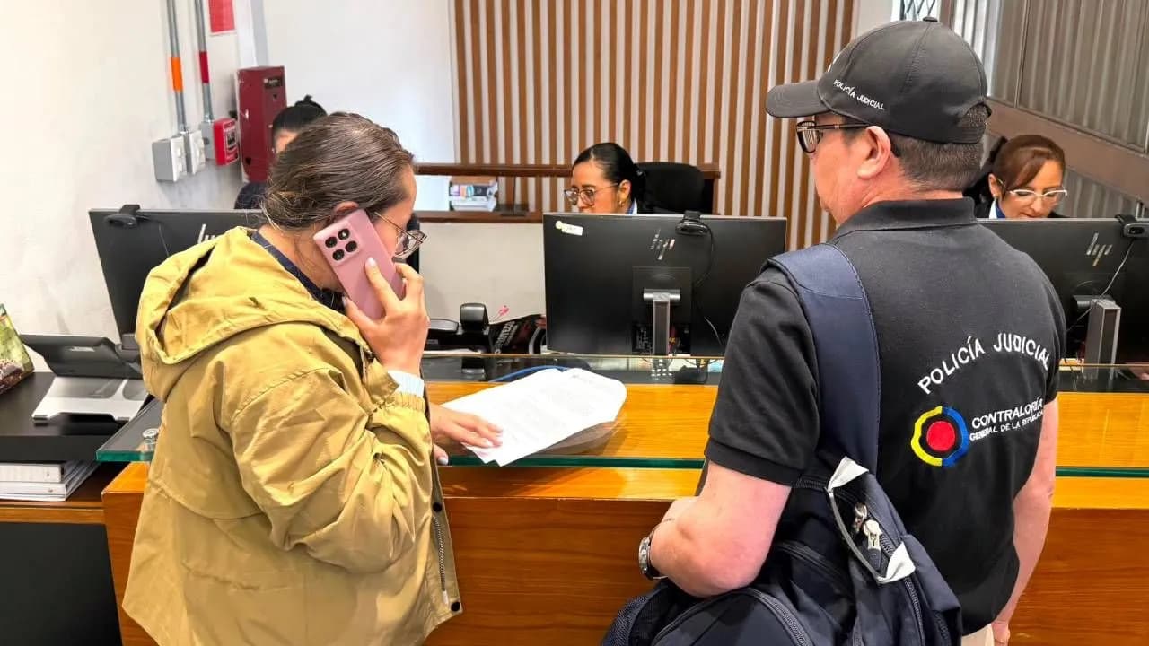 ¿Qué hacen la Policía Judicial de la Contraloría en el Ministerio de Hacienda? ¿Qué hacen la Policía Judicial de la Contraloría en el Ministerio de Hacienda?