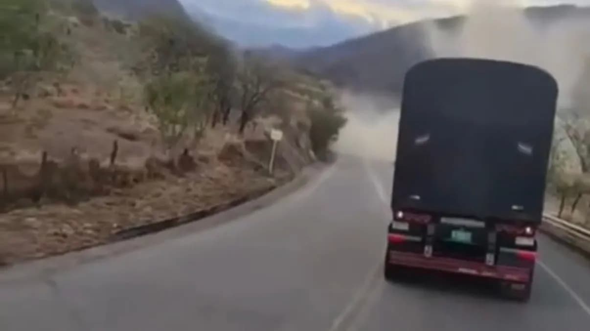 Atentado en la vía panamericana. Foto: Captura de video. Atentado en la vía panamericana. Foto: Captura de video.