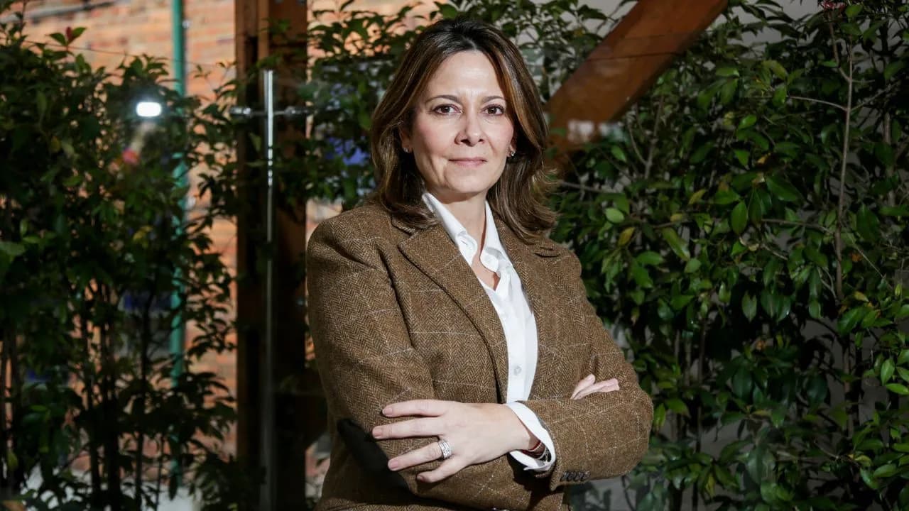 Ana María Vesga será la nueva ministra de Salud del Gobierno de Abelardo de la Espriella: perfil, trayectoria y retos Ana María Vesga será la nueva ministra de Salud del Gobierno de Abelardo de la Espriella: perfil, trayectoria y retos