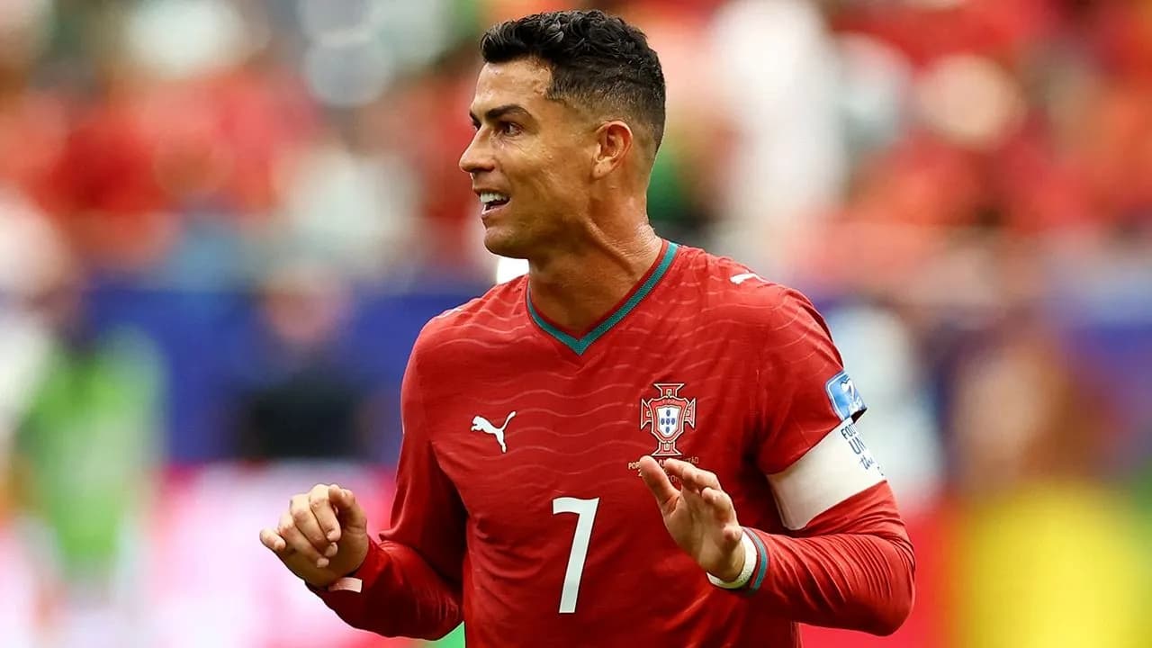 Cristiano Ronaldo Cristiano Ronaldo