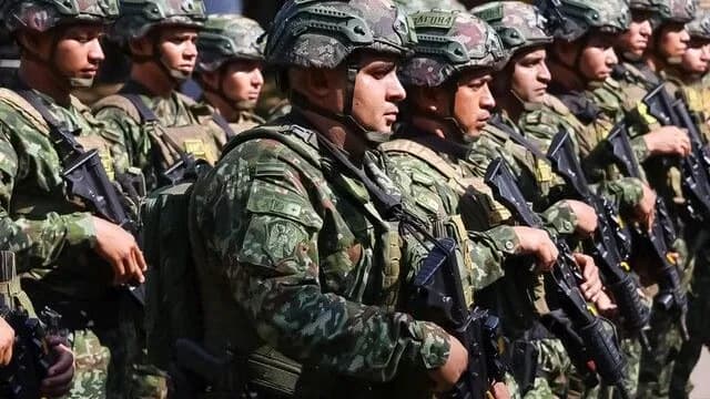 ejército image ejército image