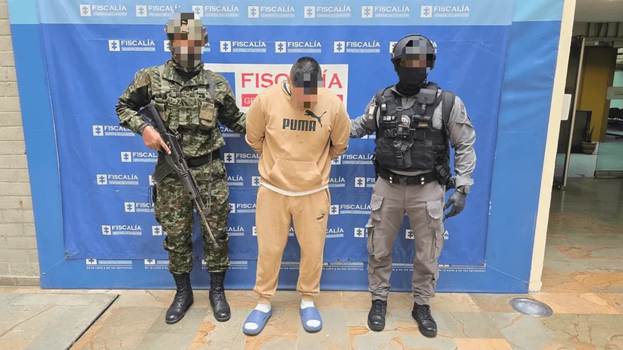 Capturan en Medellín a presunto integrante del Clan del Golfo solicitado en extradición por Estados Unidos Capturan en Medellín a presunto integrante del Clan del Golfo solicitado en extradición por Estados Unidos