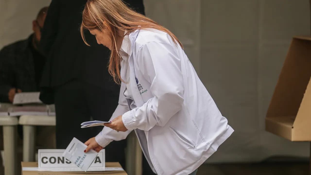 El CNE acreditó más de 373.000 testigos electorales para las presidenciales del 31 de mayo. Créditos: Colprensa El CNE acreditó más de 373.000 testigos electorales para las presidenciales del 31 de mayo. Créditos: Colprensa