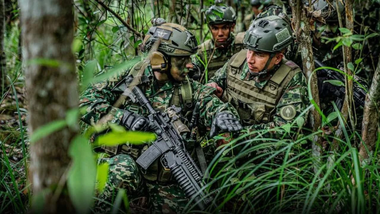 Buscan a cuatro uniformados de la Policía que desaparecieron durante operaciones de control en zona rural de El Tambo, Cauca Buscan a cuatro uniformados de la Policía que desaparecieron durante operaciones de control en zona rural de El Tambo, Cauca