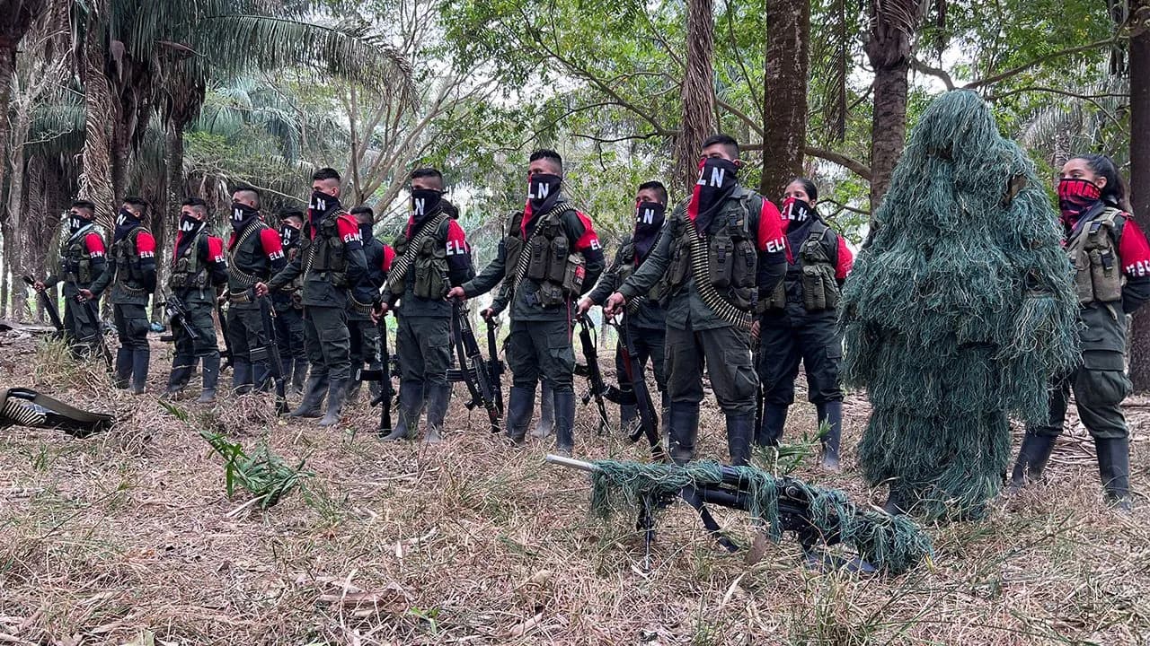 El movimiento Defendamos la Paz exige la liberación de los funcionarios secuestrados por el ELN El movimiento Defendamos la Paz exige la liberación de los funcionarios secuestrados por el ELN