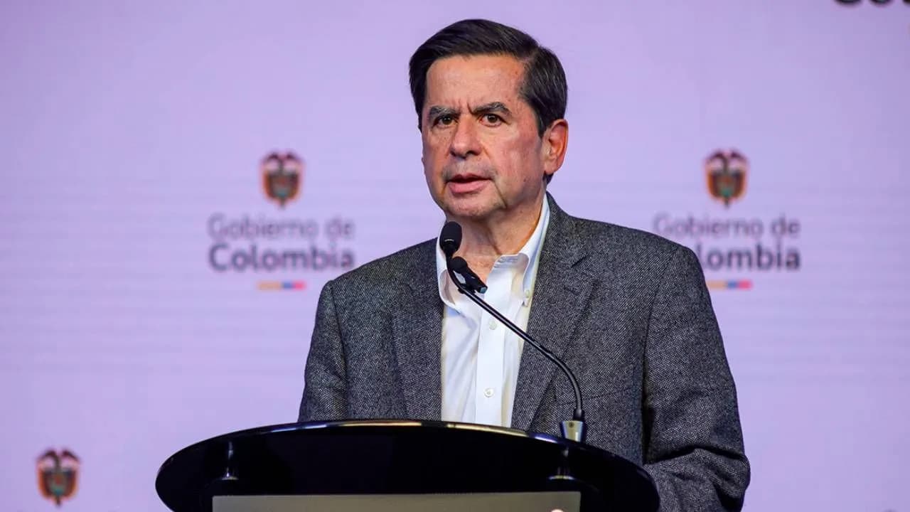 photologuephotos2024-09ministro_del_interior_juan_fernando_cristo_llama_intransigentes_a_camioneros_y_pide_habilitar_corredores_humanitariosjpg photologuephotos2024-09ministro_del_interior_juan_fernando_cristo_llama_intransigentes_a_camioneros_y_pide_habilitar_corredores_humanitariosjpg
