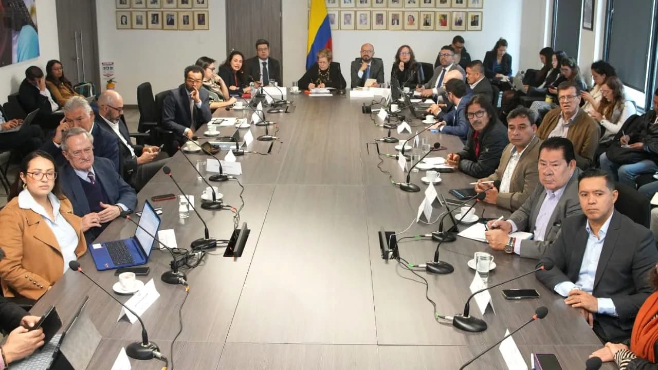 salario_minimo_negociacion.jpeg salario_minimo_negociacion.jpeg