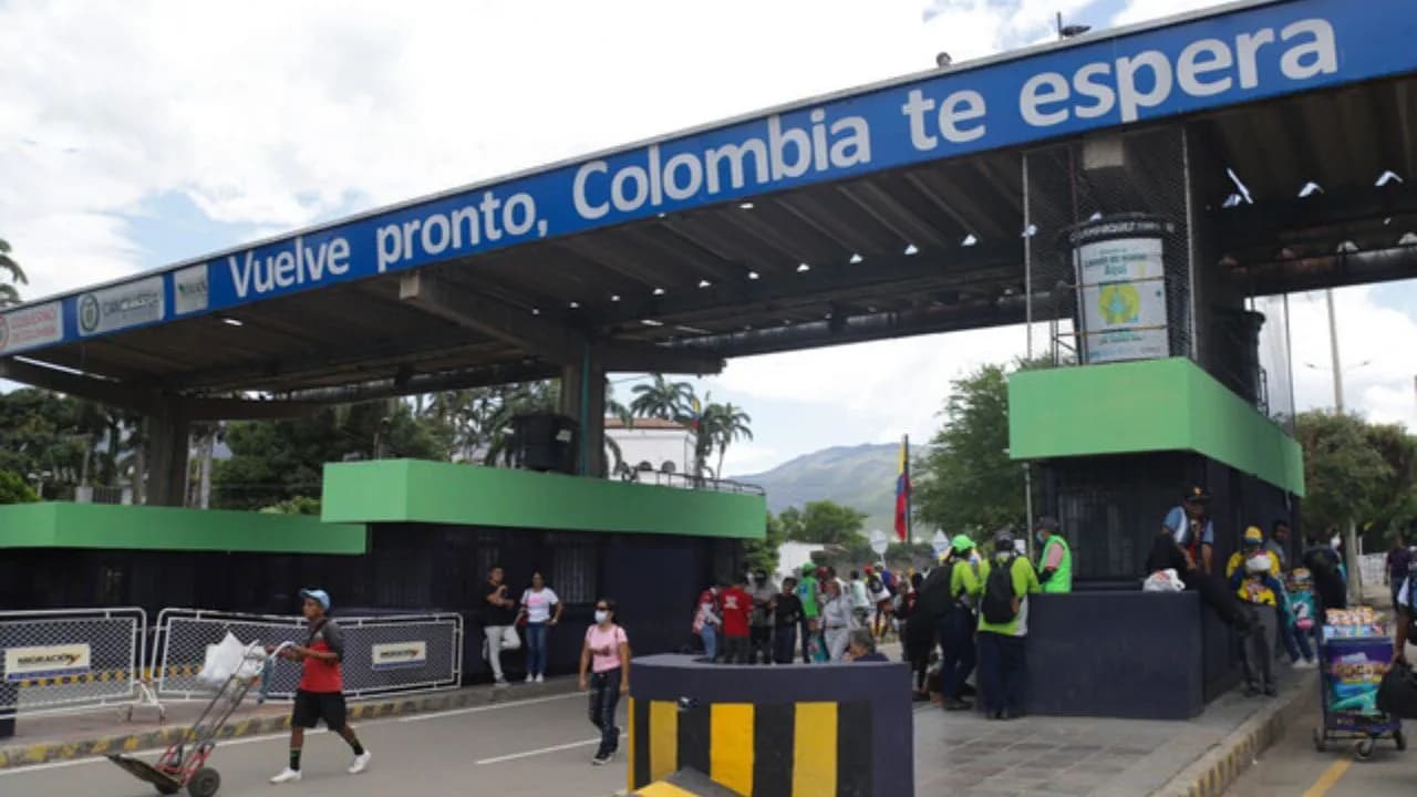 photologuephotos2025-01venezuela_reabrio_la_frontera_con_colombiajpg photologuephotos2025-01venezuela_reabrio_la_frontera_con_colombiajpg