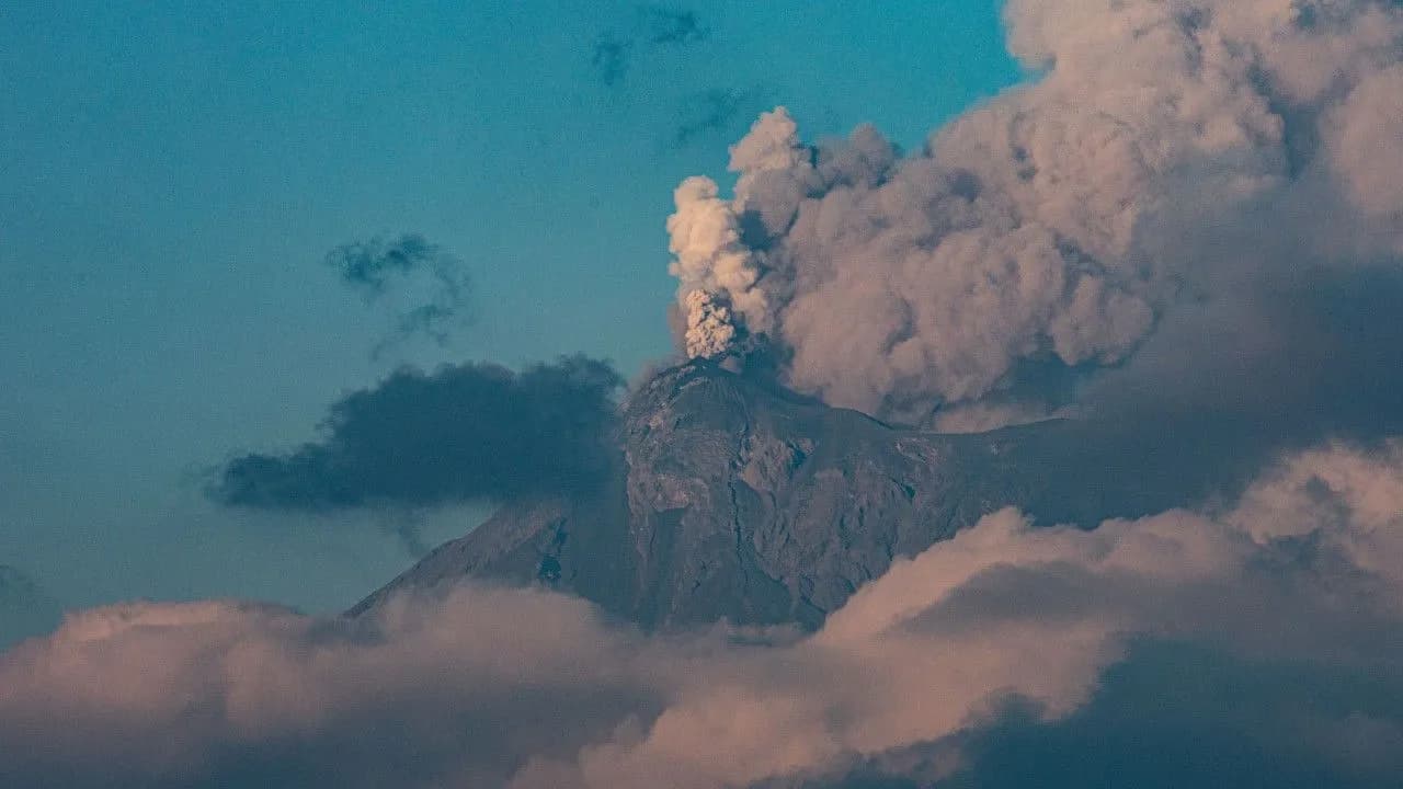 photologuephotos2025-03volcan_del_fuegojpg photologuephotos2025-03volcan_del_fuegojpg
