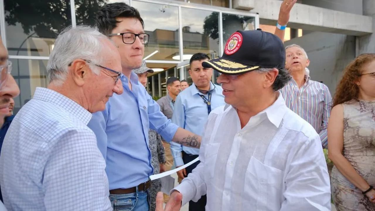 photologuephotos2025-02petro_anuncio_700_cupos_para_estudiar_gratis_medicina_y_ciencias_de_la_salud_asi_funcionara_el_programajpg photologuephotos2025-02petro_anuncio_700_cupos_para_estudiar_gratis_medicina_y_ciencias_de_la_salud_asi_funcionara_el_programajpg