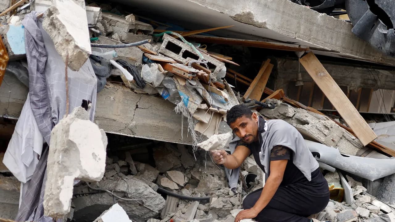 photologuephotos2025-022025-01-23t115455z_1623451677_rc2xecahdf1d_rtrmadp_3_israel-palestinians-gaza-ceasefire-soccerjpg photologuephotos2025-022025-01-23t115455z_1623451677_rc2xecahdf1d_rtrmadp_3_israel-palestinians-gaza-ceasefire-soccerjpg