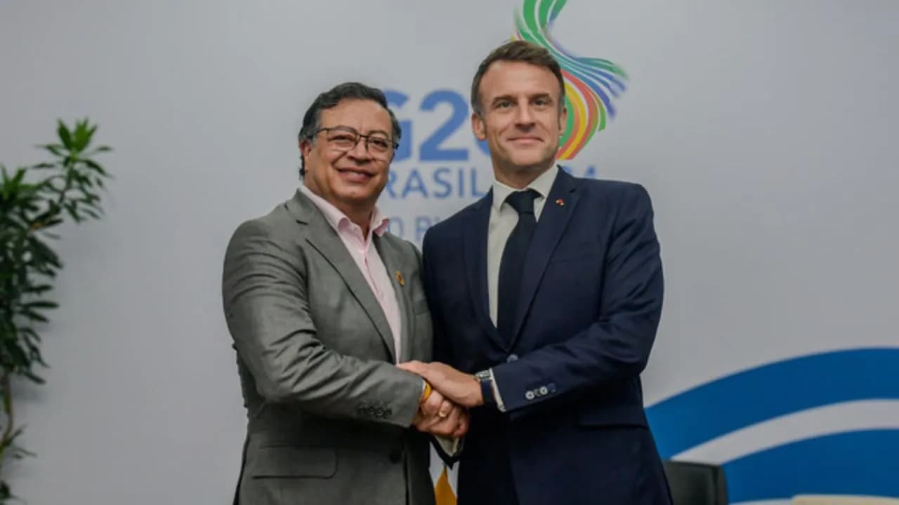 photologuephotos2025-07_nunca_le_doy_lecciones_a_alguien_del_sur_y_es_extrano_recibirlas_el_cruce_entre_petro_y_macron_en_debate_sobre_el_cambio_climaticojpg photologuephotos2025-07_nunca_le_doy_lecciones_a_alguien_del_sur_y_es_extrano_recibirlas_el_cruce_entre_petro_y_macron_en_debate_sobre_el_cambio_climaticojpg