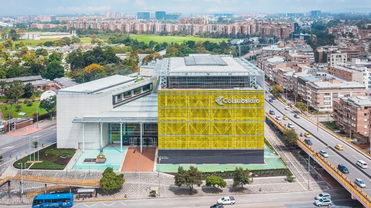 photologuephotos2025-08cubo_colsubsidiojpg photologuephotos2025-08cubo_colsubsidiojpg