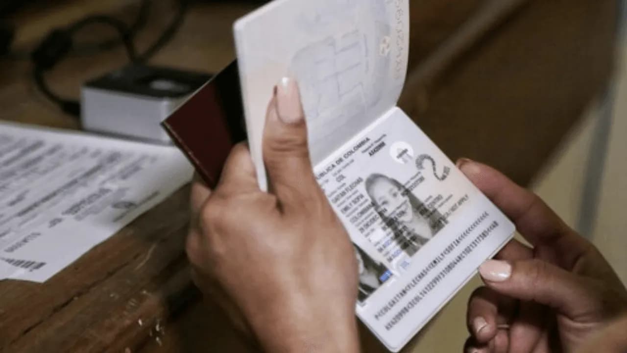 photologuephotos2025-08pasaportespng photologuephotos2025-08pasaportespng