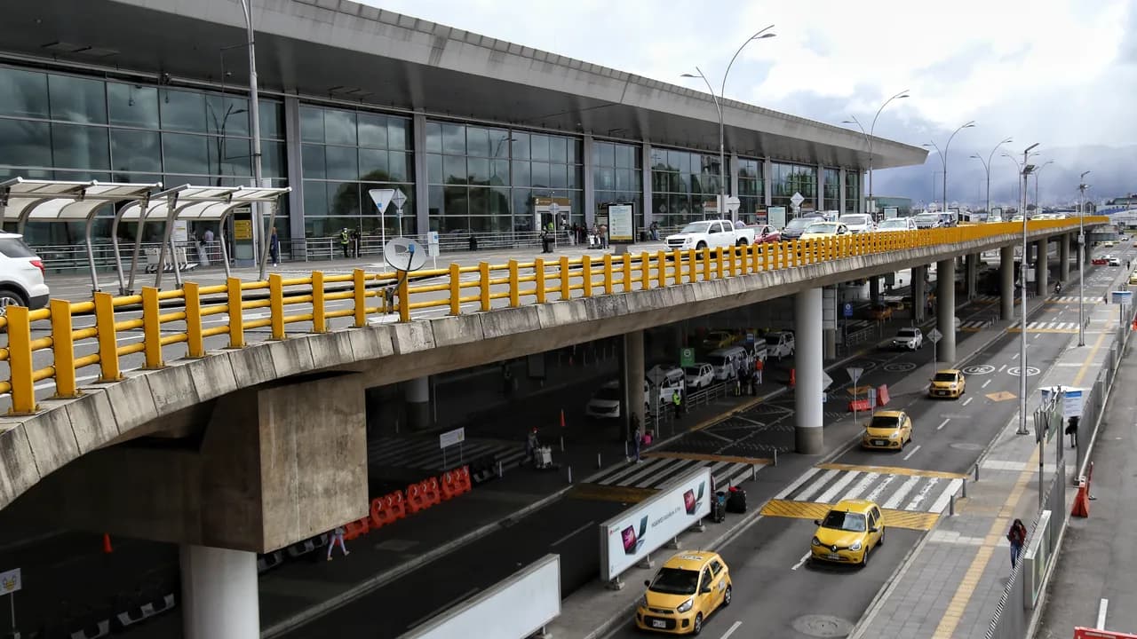 Aeropuerto Internacional El Dorado Aeropuerto Internacional El Dorado