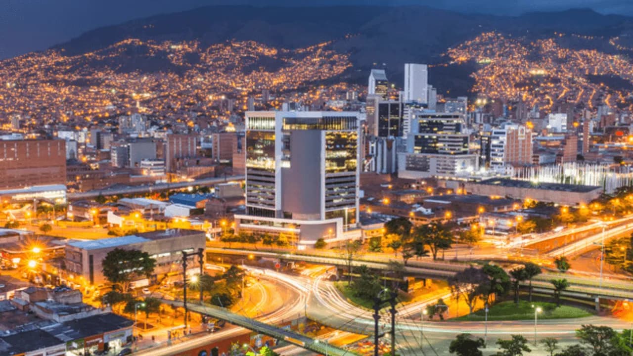 Panorámica de Medellín Panorámica de Medellín