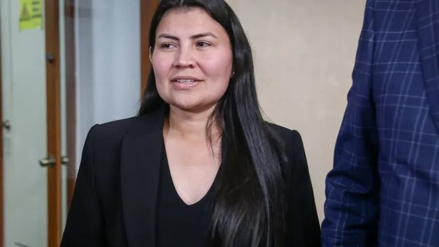 karen_manrique.jpg karen_manrique.jpg