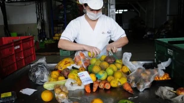 El Banco de Alimentos de Bogotá entregó más de 22,7 millones de kilos El Banco de Alimentos de Bogotá entregó más de 22,7 millones de kilos