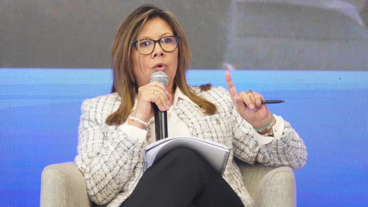 Luz Adriana Camargo, fiscal general Luz Adriana Camargo, fiscal general