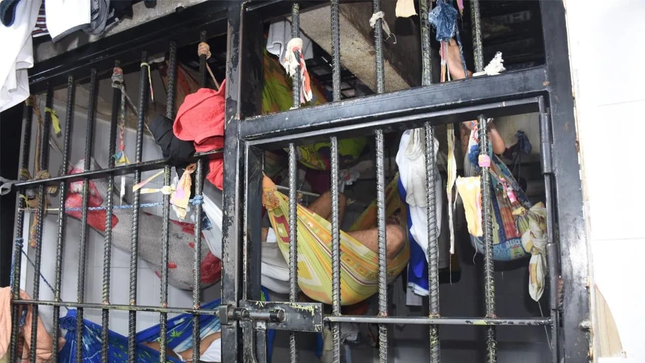 Estación de Policía Norte en Bucaramanga-Crisis carcelaria Estación de Policía Norte en Bucaramanga-Crisis carcelaria