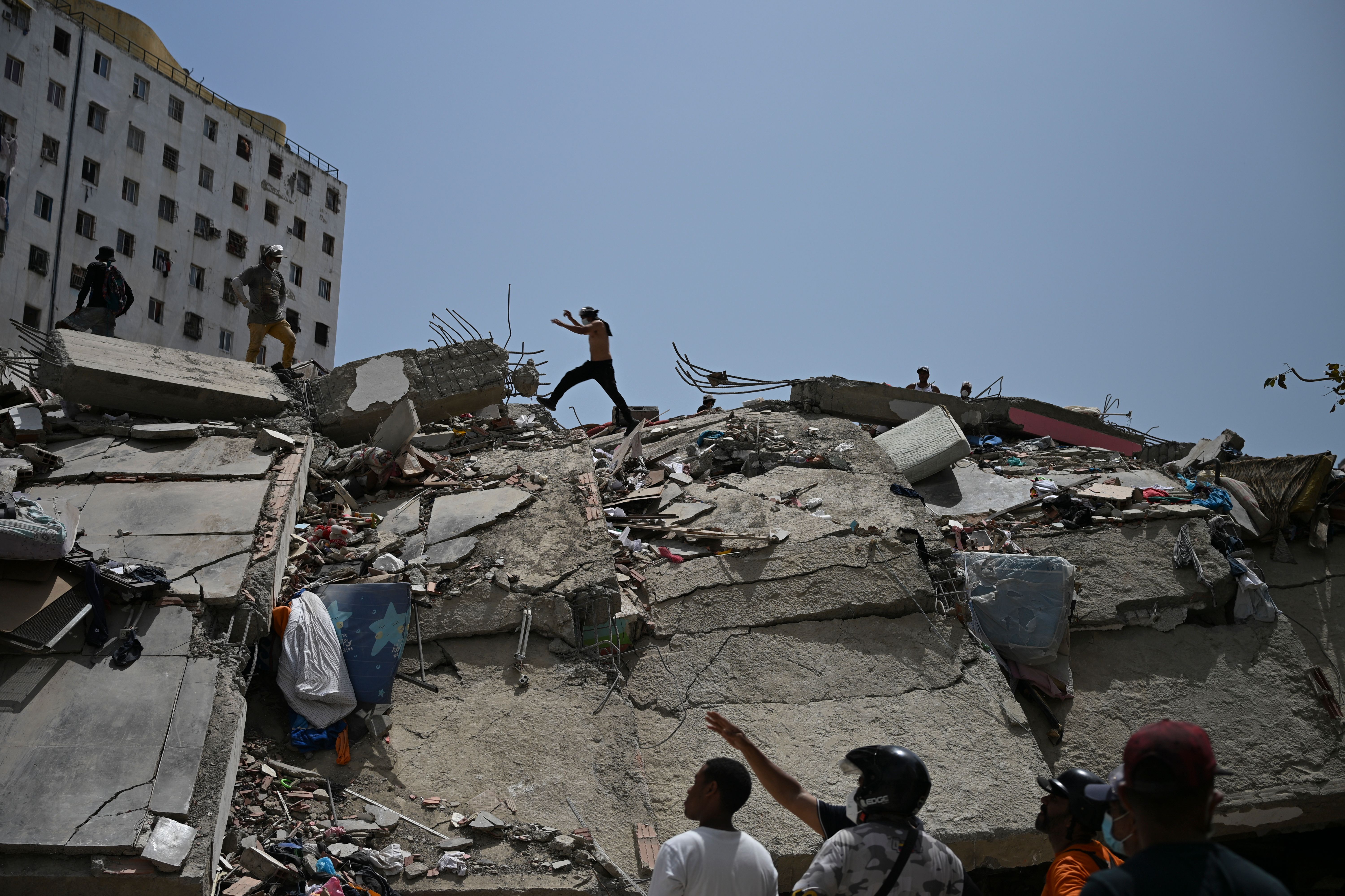 2026-06-27T012135Z_1782523289_DPAF260627X99X877226_RTRFIPP_4_EARTHQUAKE-EMERGENCIES-DISASTERS-VENEZUELA.JPG