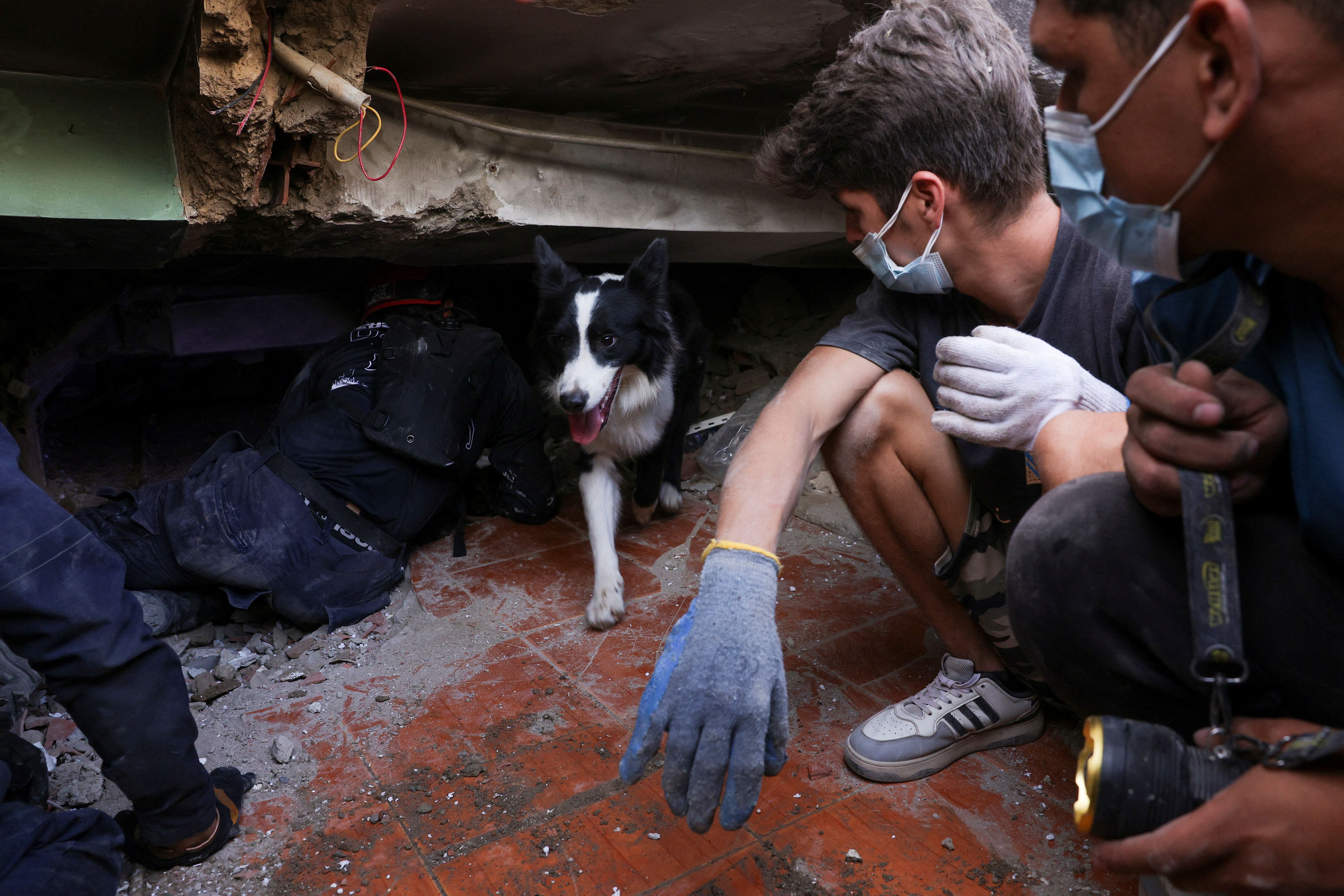 2026-06-27T031923Z_2056677947_RC2X1MAD3LL8_RTRMADP_3_VENEZUELA-QUAKE.JPG