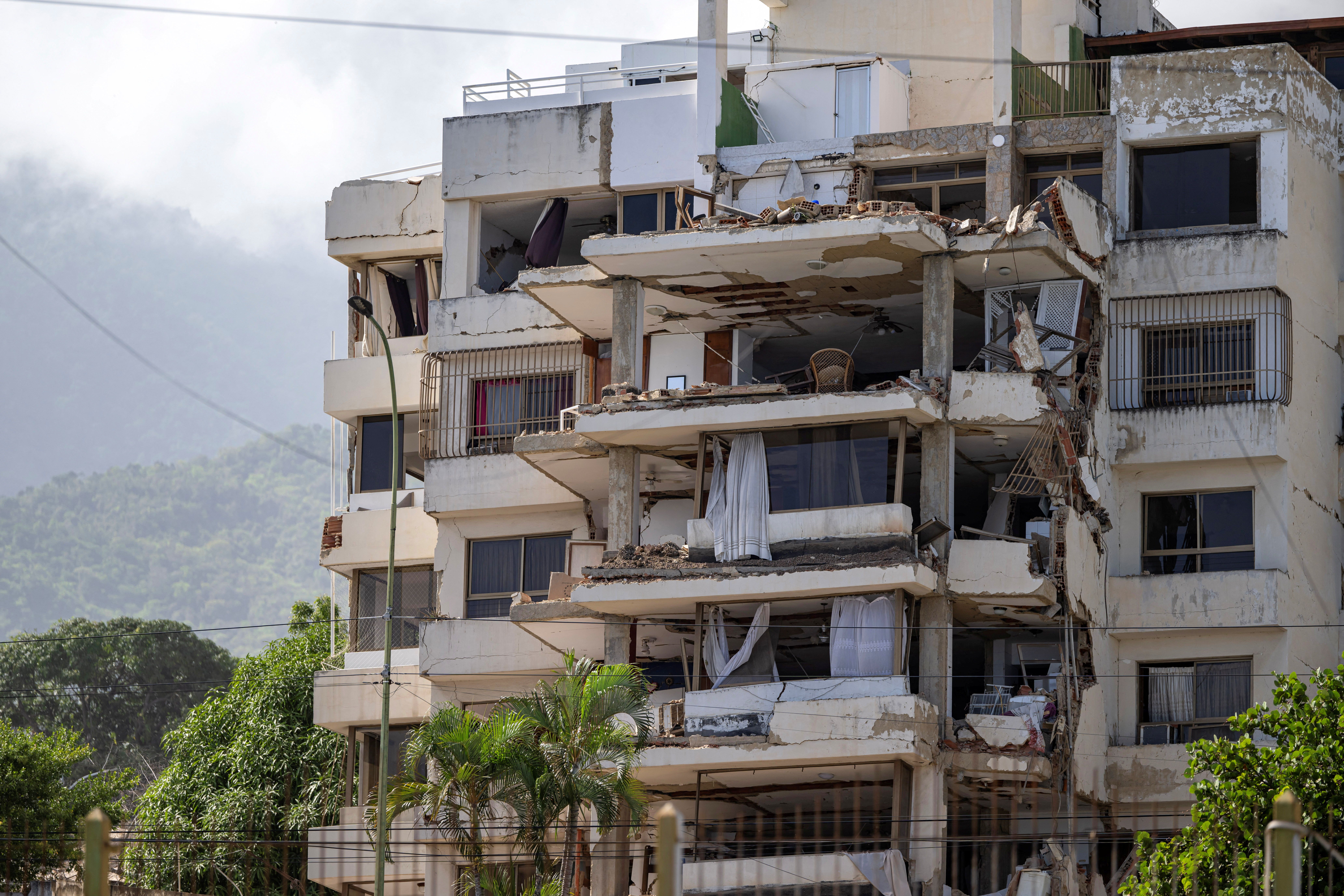 2026-06-27T164406Z_84364671_RC2G2MA2RPWQ_RTRMADP_3_VENEZUELA-QUAKE.JPG