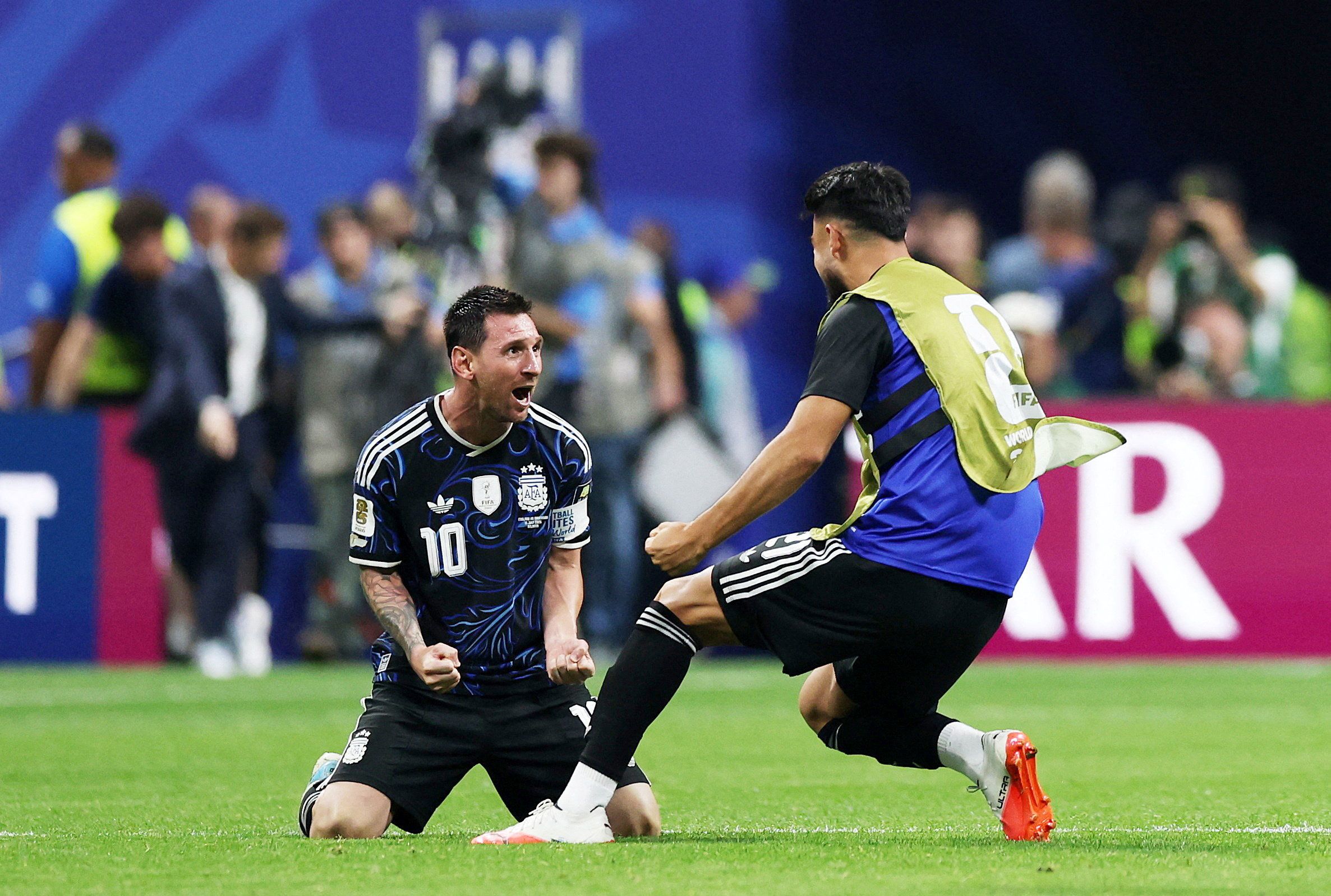 2026-07-15T214815Z_1487742428_UP1EM7F1NDZO5_RTRMADP_3_SOCCER-WORLDCUP-ENG-ARG.JPG