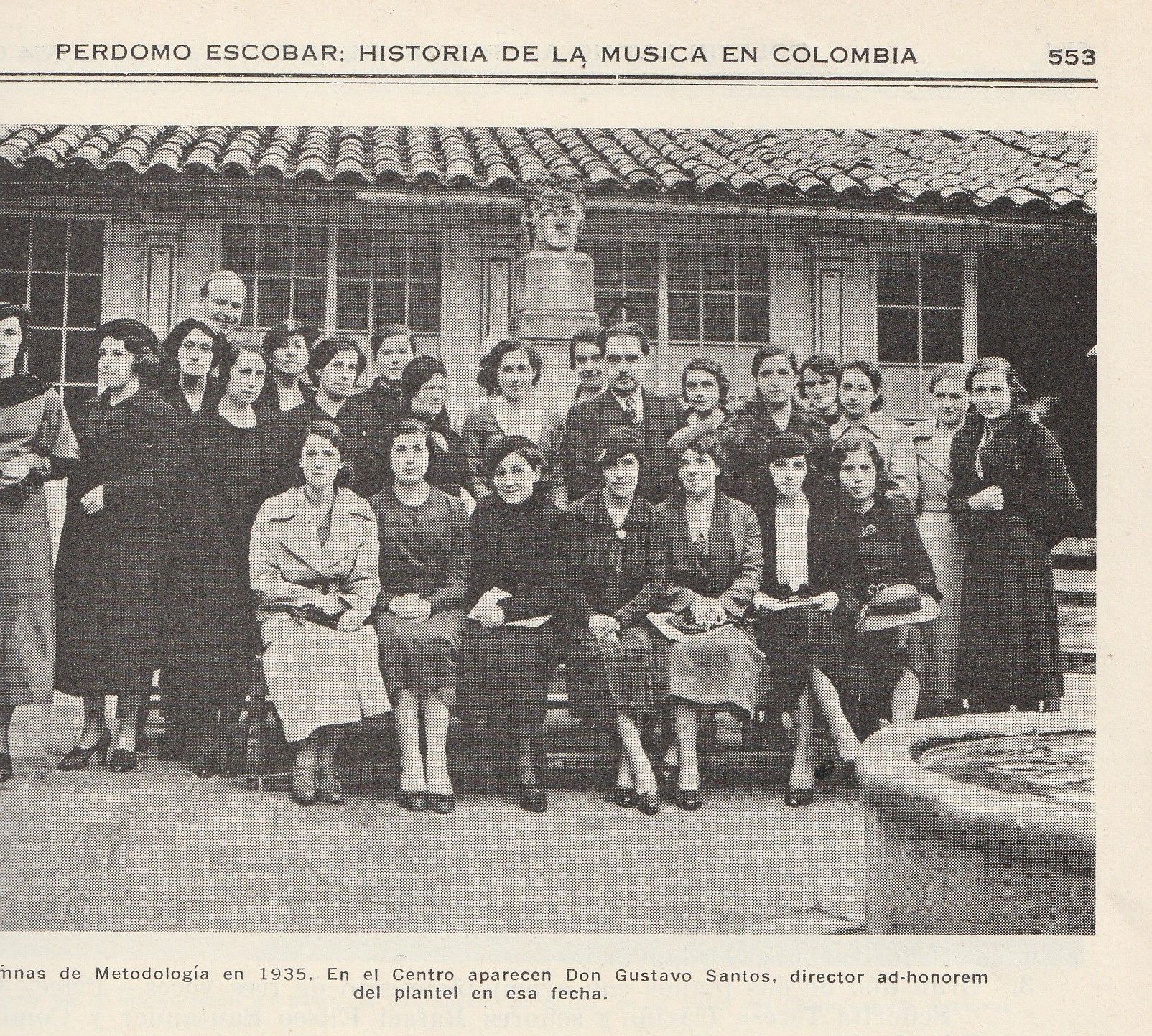 Alumnas de Metodología Academia Nal de Musica 1935.jpg.jpeg