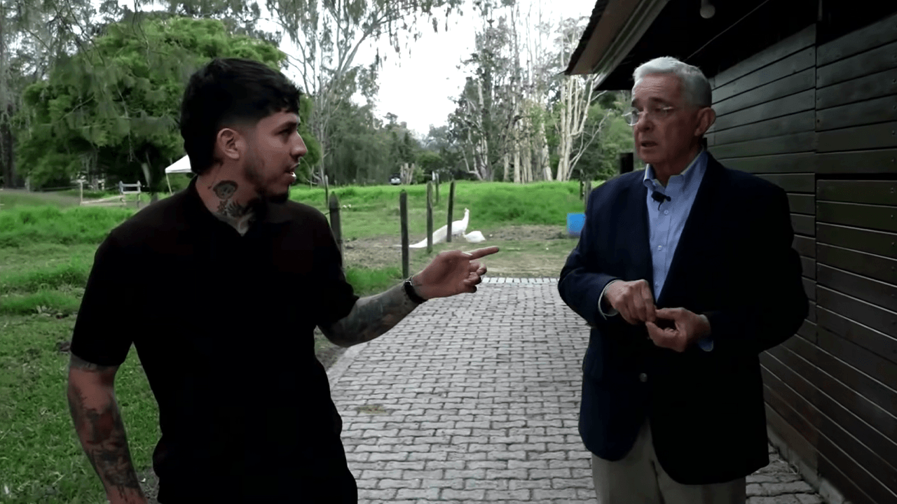 Álvaro Uribe y Westcol 1