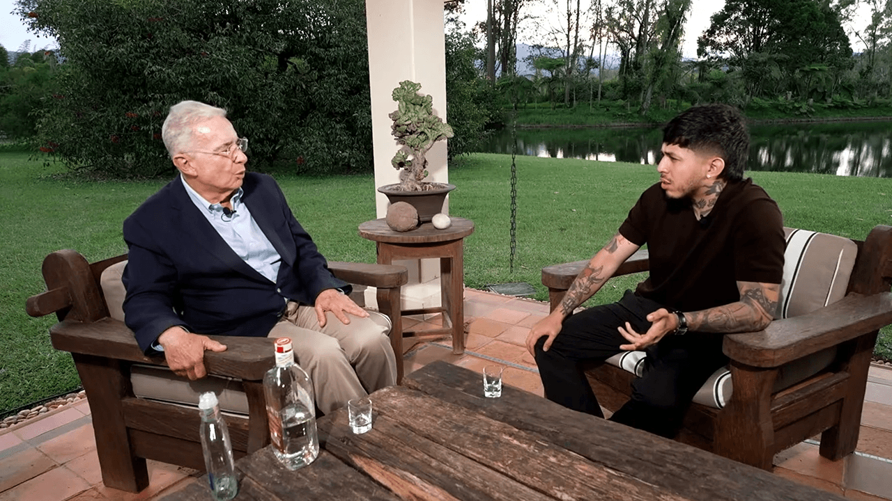 Álvaro Uribe y Westcol 4