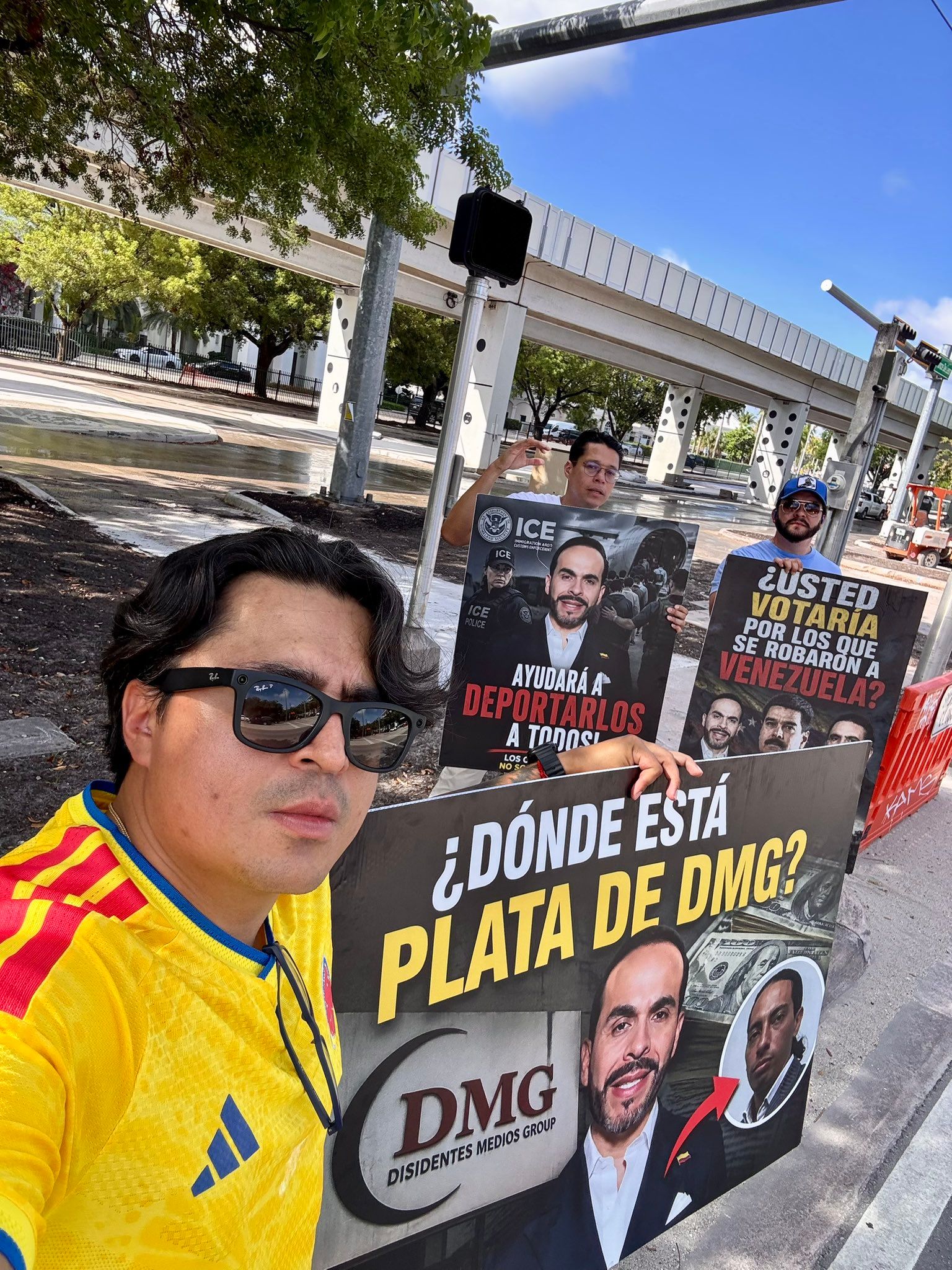 Beto Coral en protestas en Miami