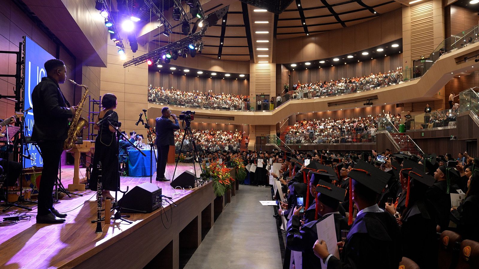 Camerinos, enfermería, zona para ambulancias y accesos adaptados para personas con movilidad reducida hacen parte del equipamiento del recinto universitario. Crédito foto: Universidad Santiago de Cali.