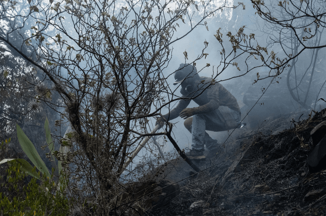 Trabajos contra los incendios en Chíquiza. Créditos: Pablo David 