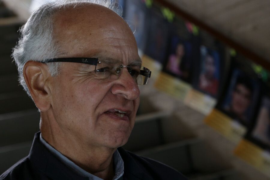Javier Giraldo dedicó buena parte de su vida a documentar el conflicto armado en Colombia. Crédito: Colprensa.