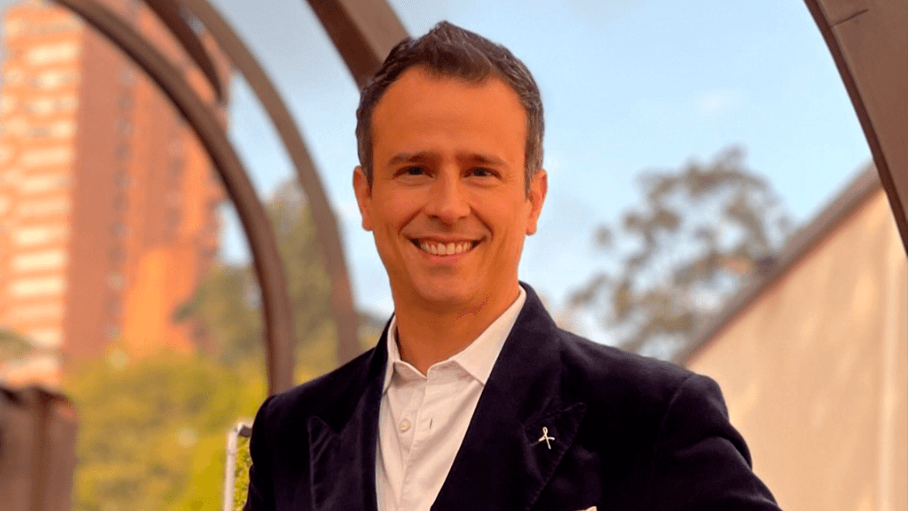 Jose Fernando Patiño - redes.png