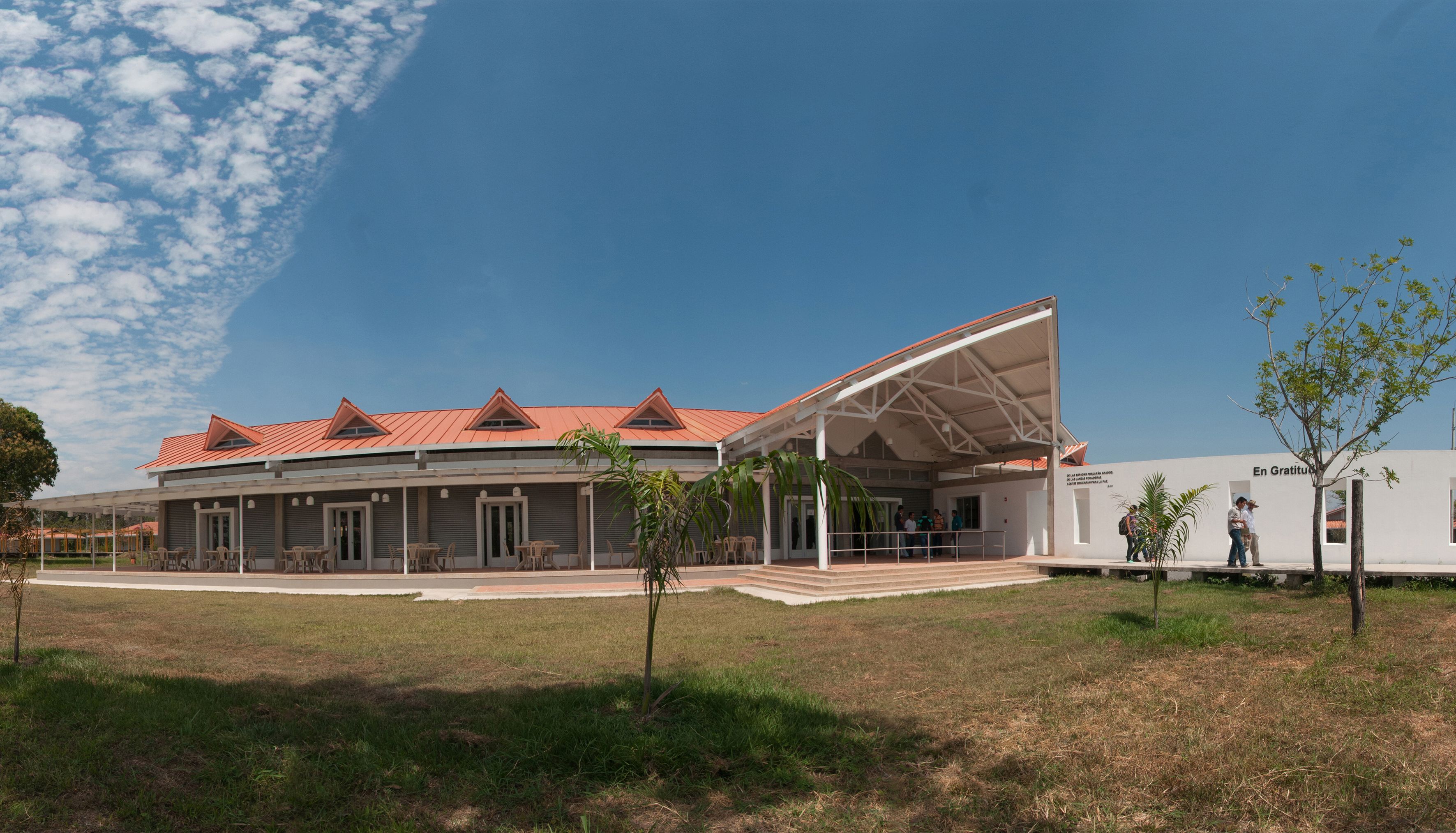 La Salle 4.jpg