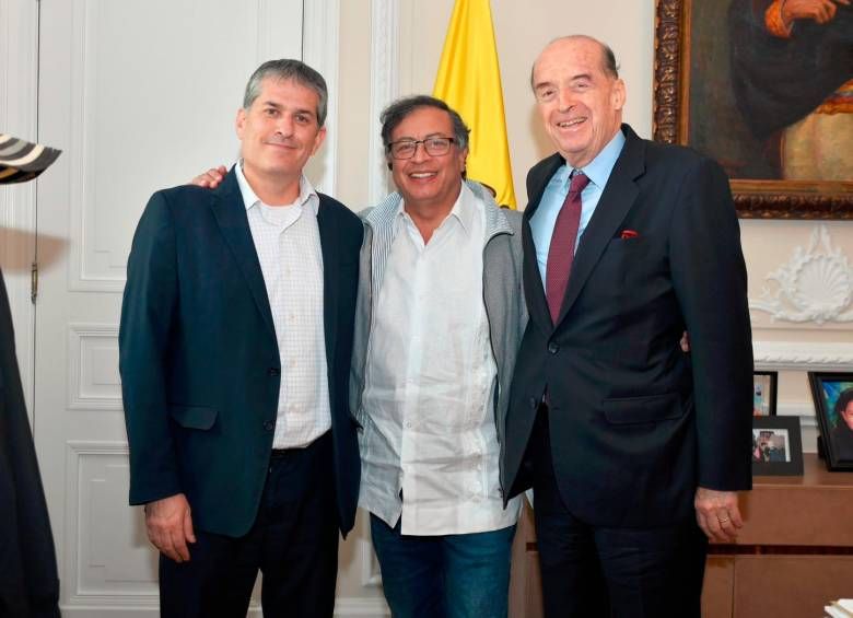 dagan_leyva_y_petro.jpg