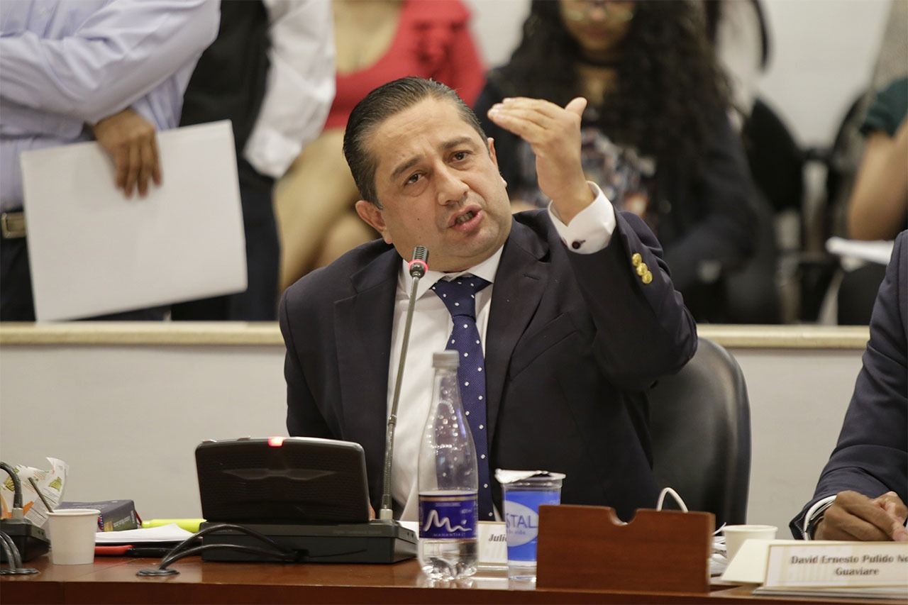 representante_julio_cesar_triana.jpg